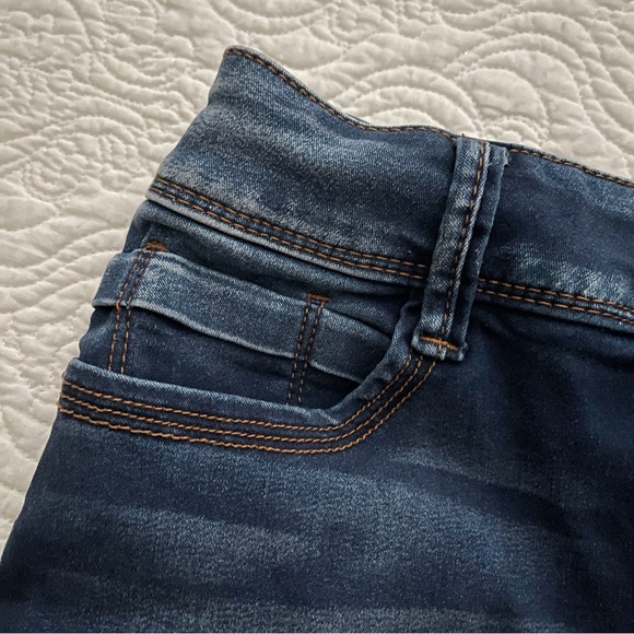 REWASH High Rise Comfort Stretch Distressed Denim Shorts Size 3 - Picture 6 of 16